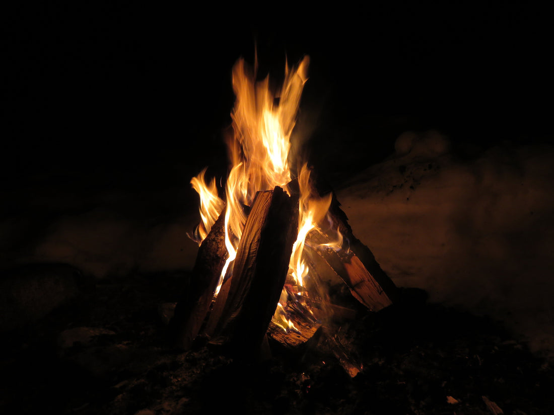 Offenes Feuer an einem Spätsommerabend